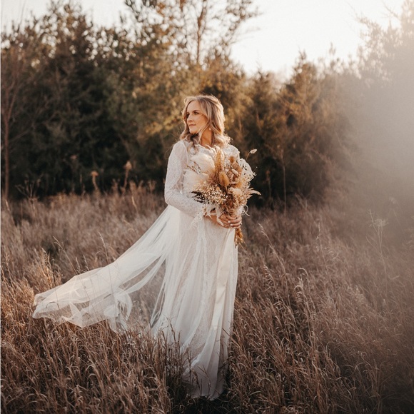 Meet your Posher, Ashley - Picture 1 of 1